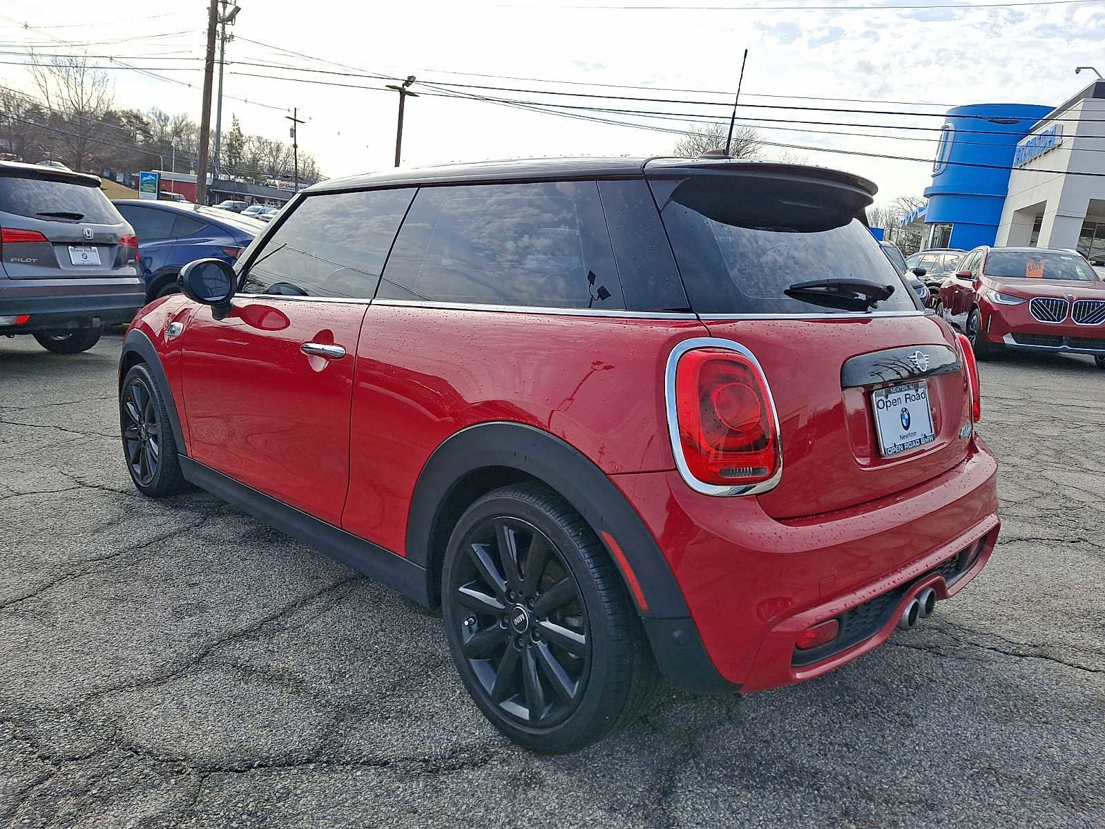 Used 2019 MINI Cooper S w/ Signature Upholstery Package image 4