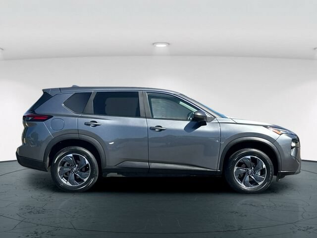 Used 2024 Nissan Rogue SV FWD image 7