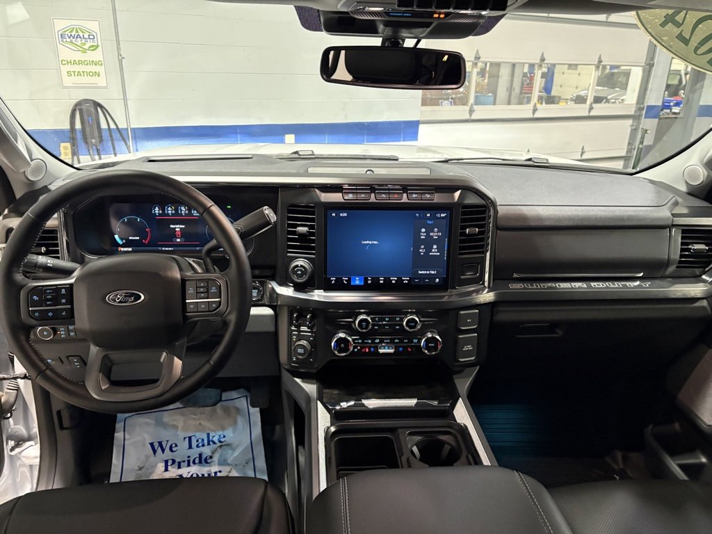 Used 2024 Ford F350 Lariat w/ Lariat Ultimate Package image 13
