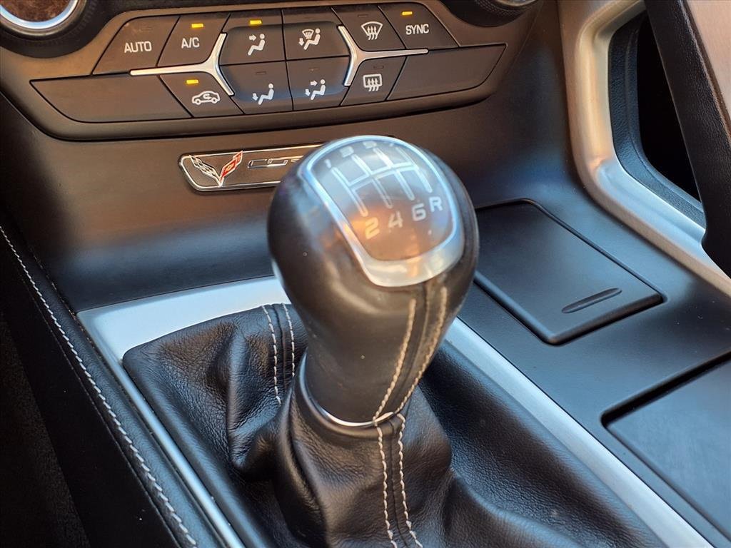 Used 2014 Chevrolet Corvette Stingray Coupe w/ Battery Protection Package image 18