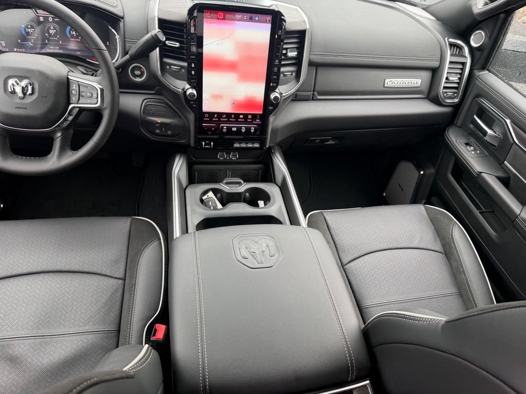 New 2026 RAM 2500 Laramie AWD/4WD image 45