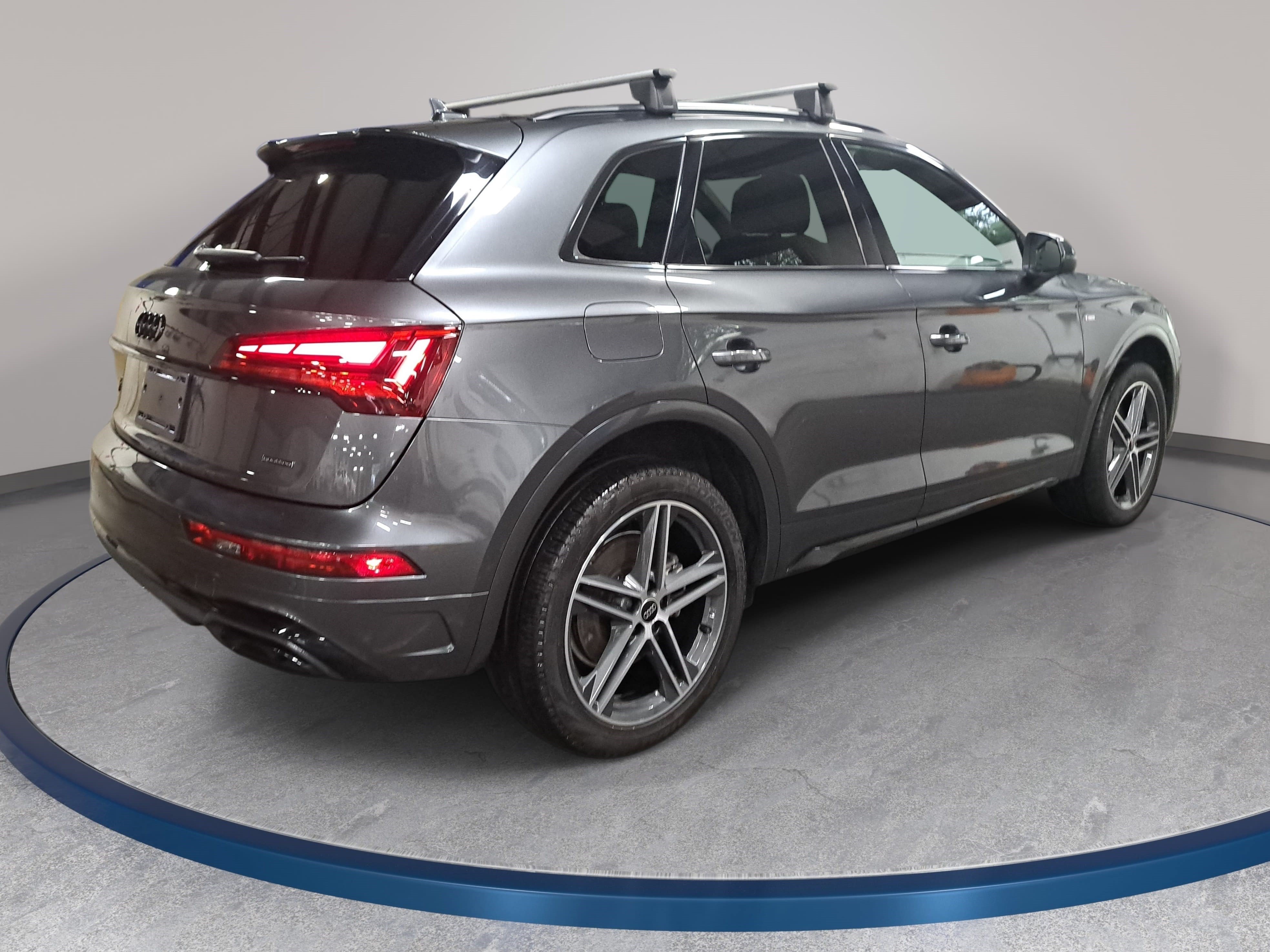 Used 2023 Audi Q5 e Premium Plus AWD/4WD image 5