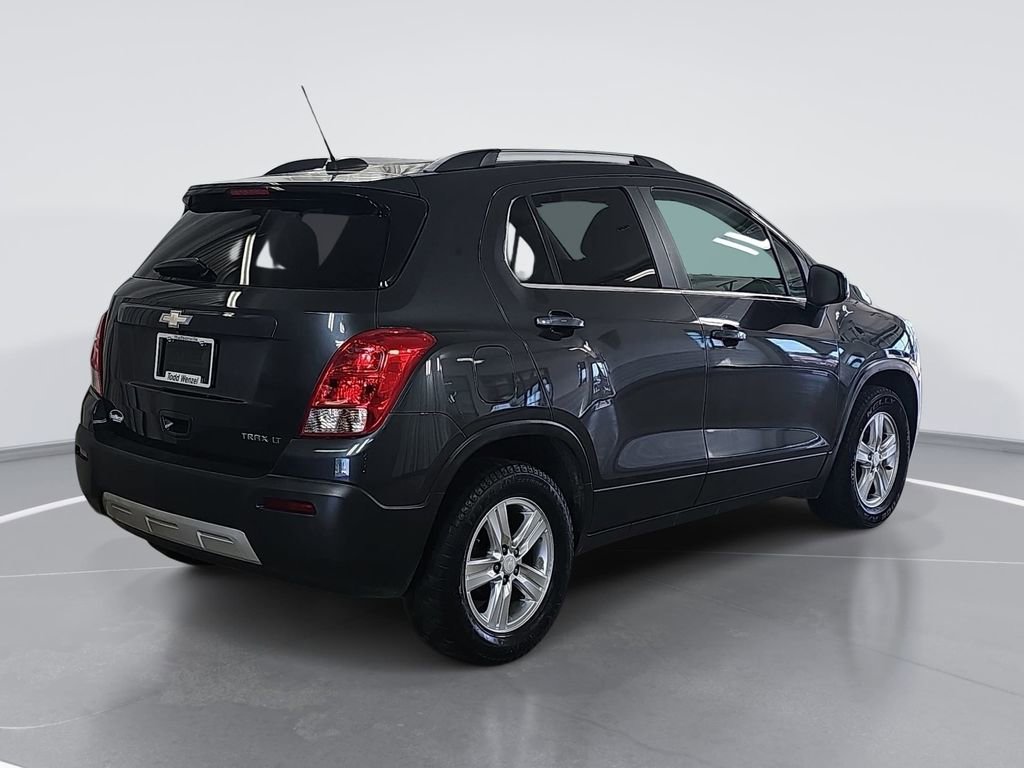 Used 2016 Chevrolet Trax LT w/ LPO, Protection Package FWD image 3