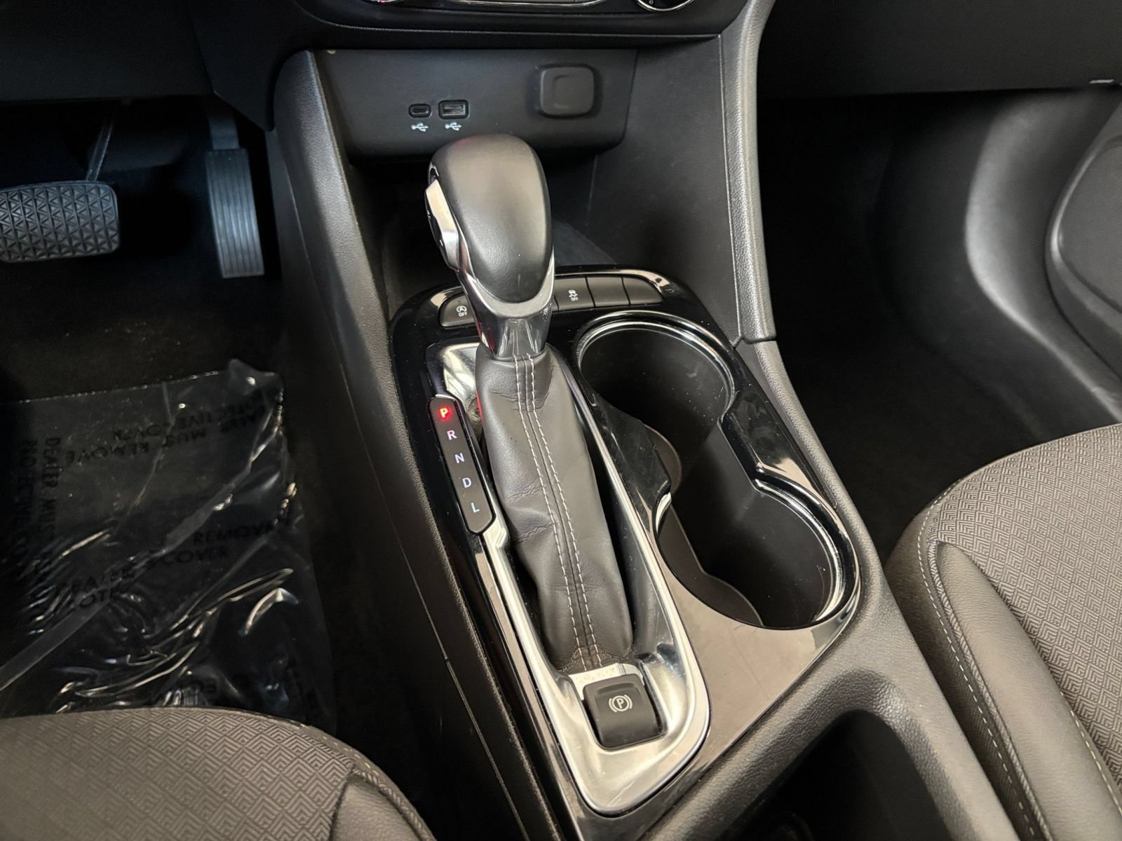 Used 2025 Buick Encore GX Preferred FWD image 41