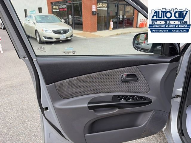 Used 2011 Kia Rio5 w/ Value Pkg FWD image 7