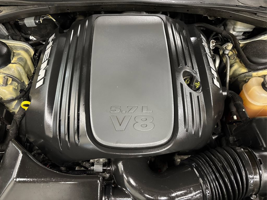 Used 2015 Dodge Challenger R/T Plus image 12