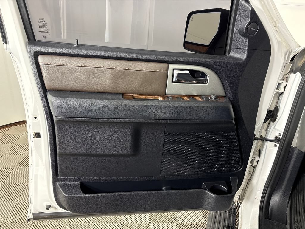 Used 2016 Ford Expedition King Ranch RWD image 27
