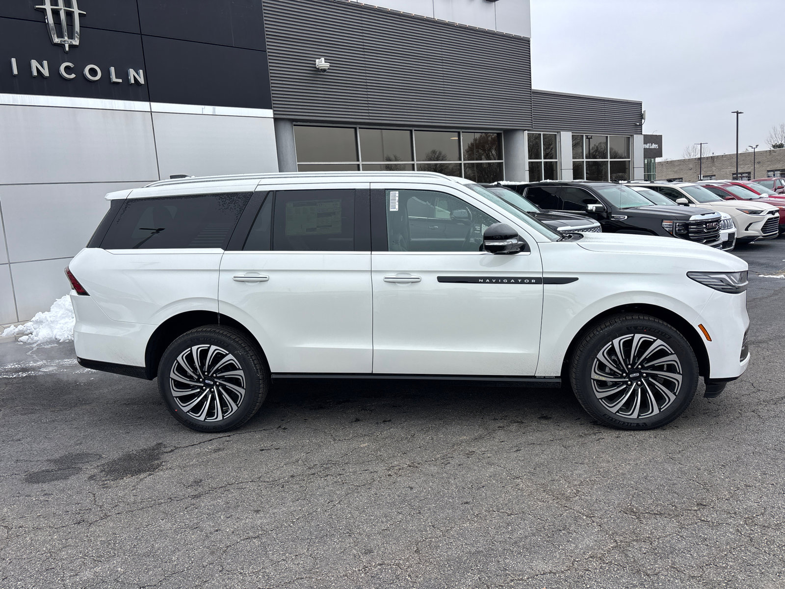 New 2025 Lincoln Navigator Black Label image 8