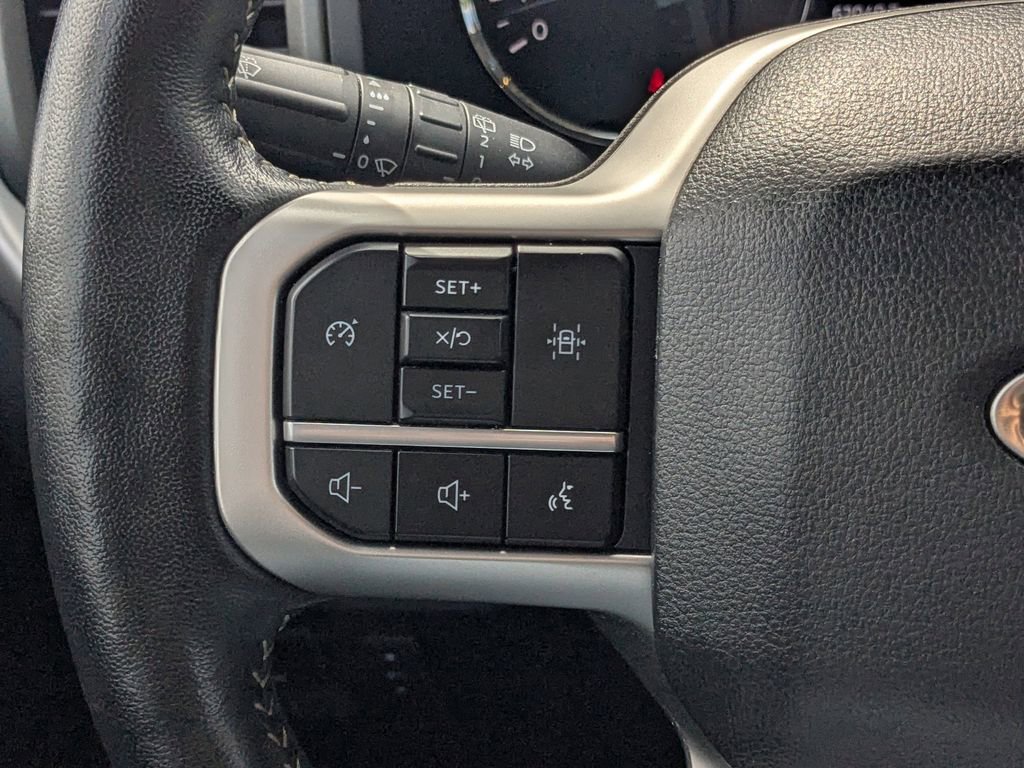 Used 2024 Ford Expedition XLT AWD/4WD image 26