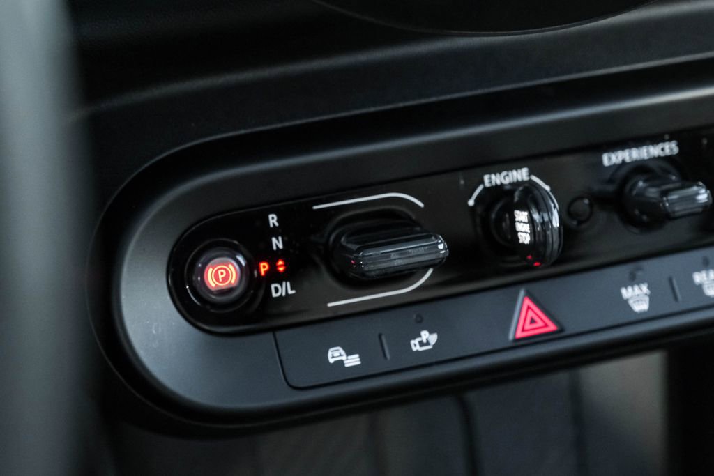 Used 2025 MINI Cooper S image 31