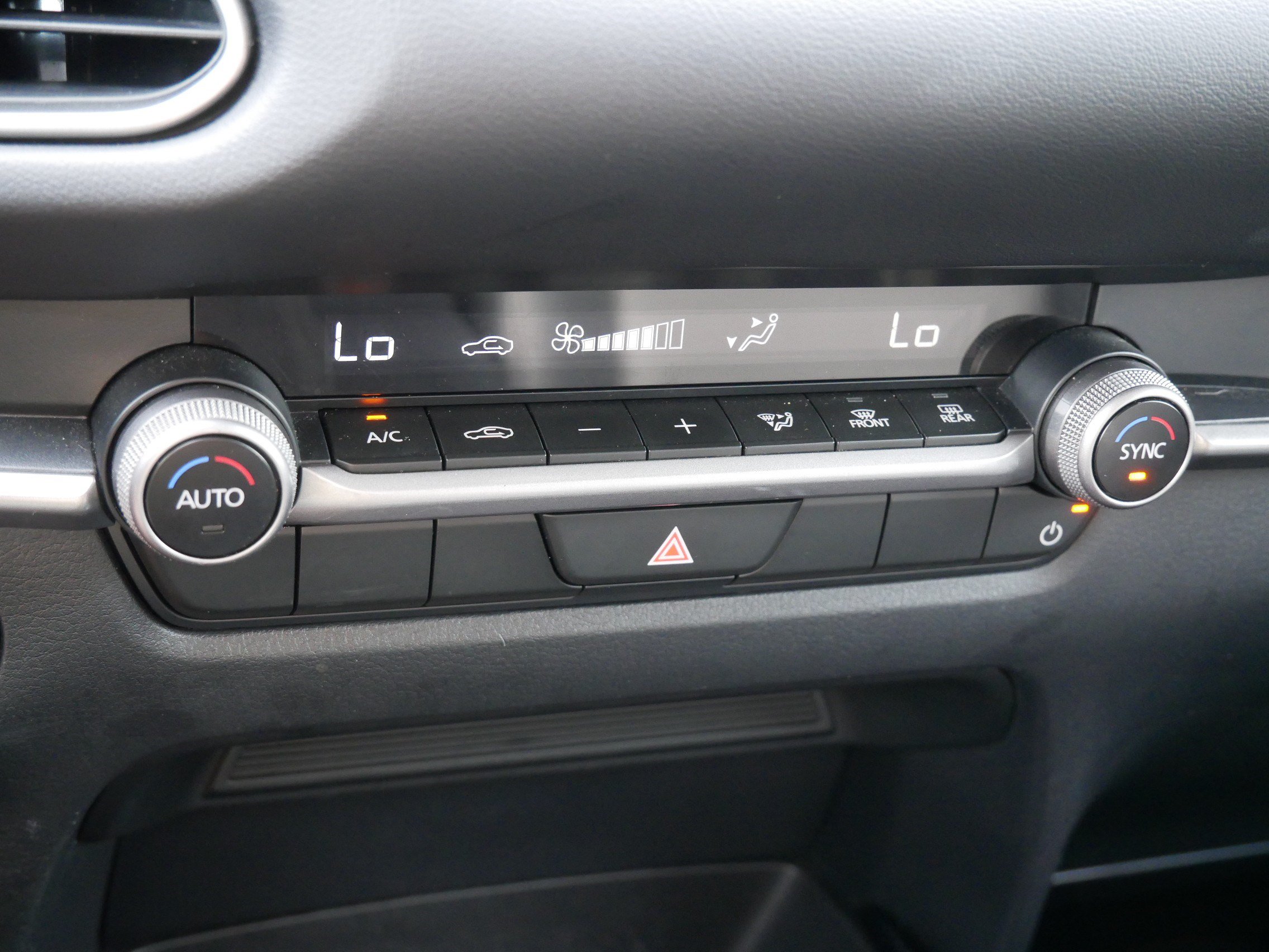 Used 2025 MAZDA CX-30 AWD 2.5 S w/ Select Sport Pkg image 23