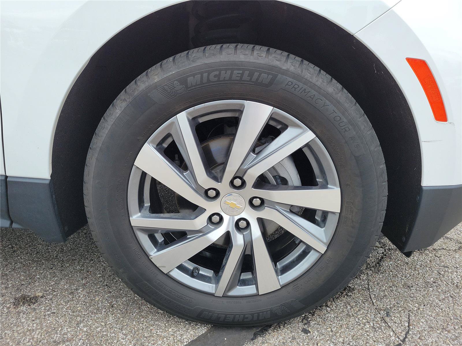 Used 2024 Chevrolet Equinox LT FWD image 6