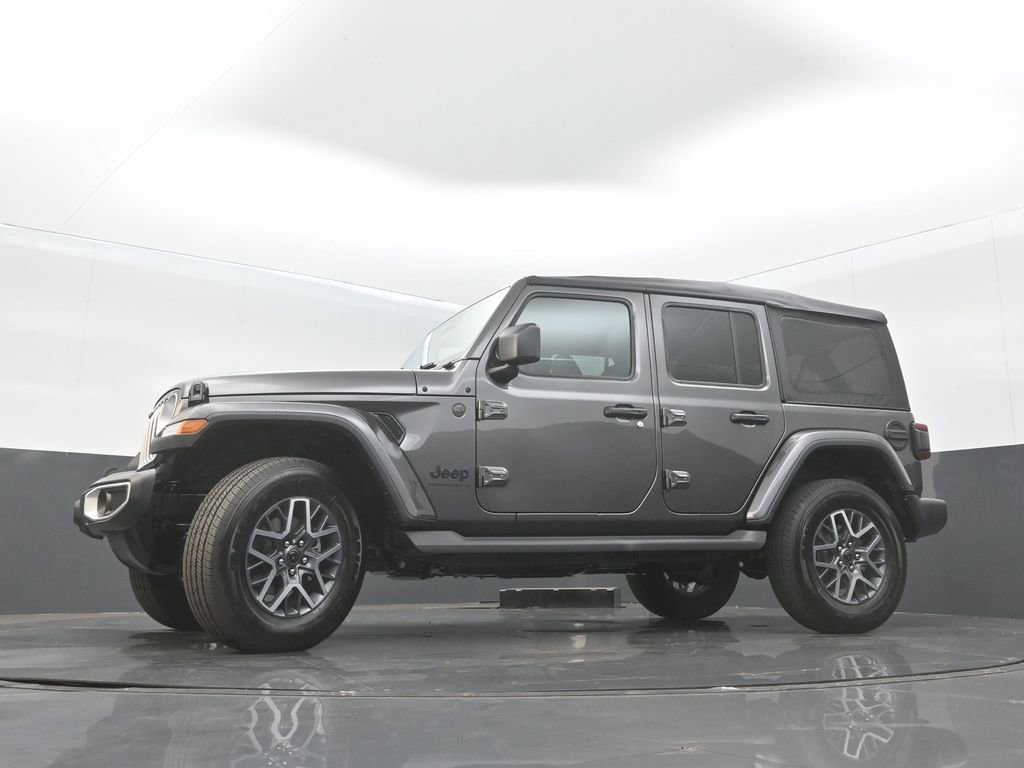 New 2025 Jeep Wrangler Sahara image 29