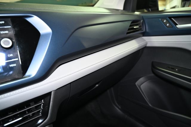 Used 2024 Volkswagen Taos SE image 39