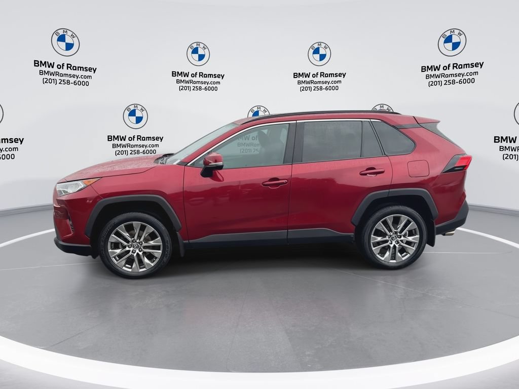 Used 2019 Toyota RAV4 XLE Premium w/ Cold Weather Package AWD/4WD image 9