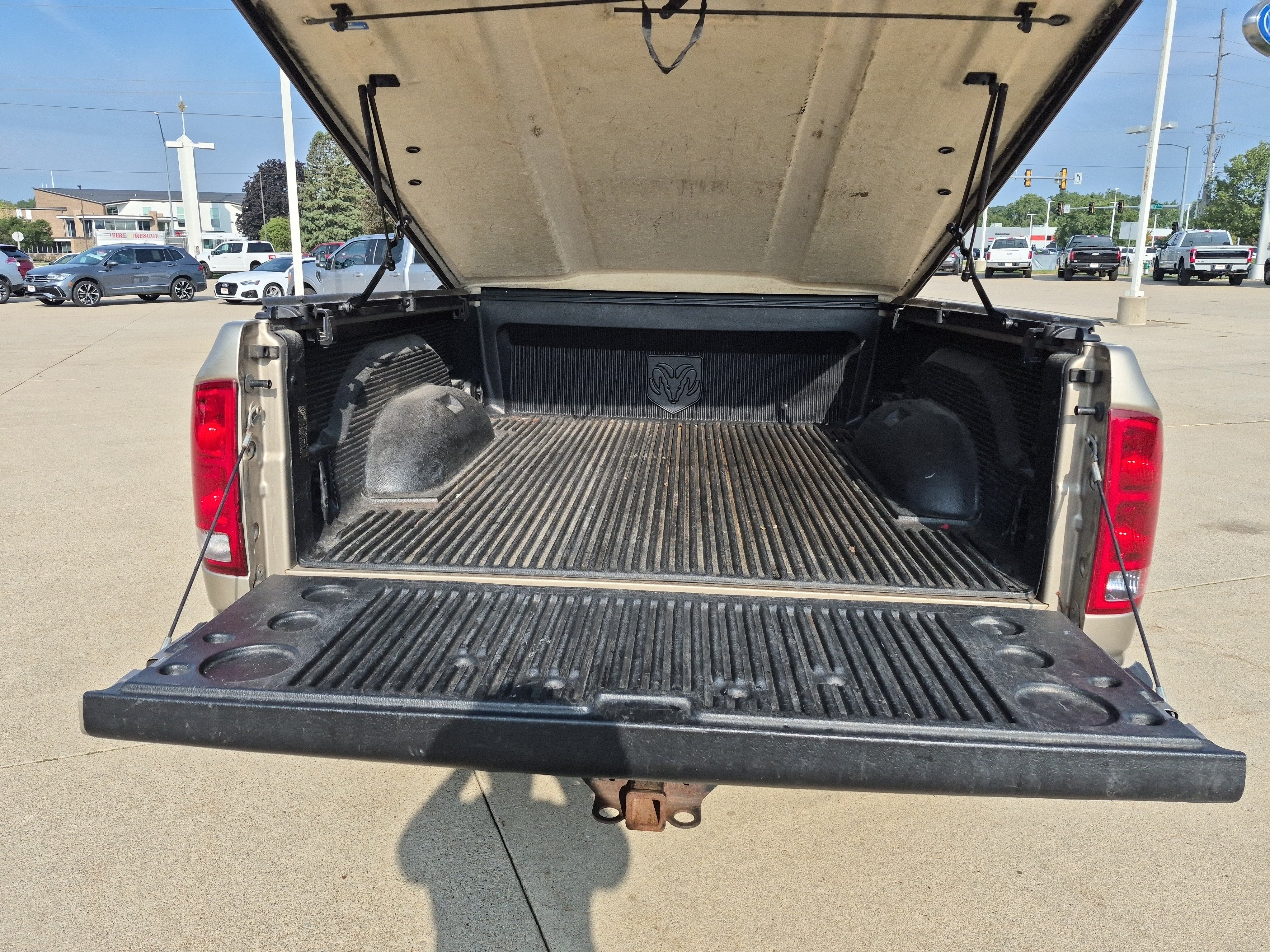 Used 2003 Dodge Ram 1500 Truck 4x4 Quad Cab image 10