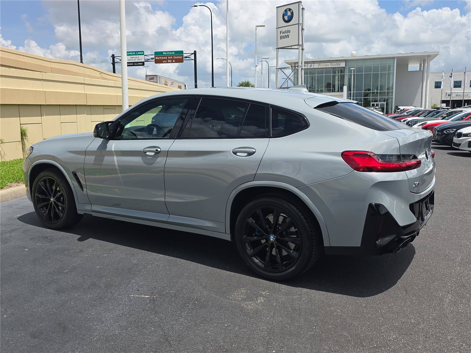 Certified 2024 BMW X4 M40i w/ Shadowloine Package AWD/4WD image 5