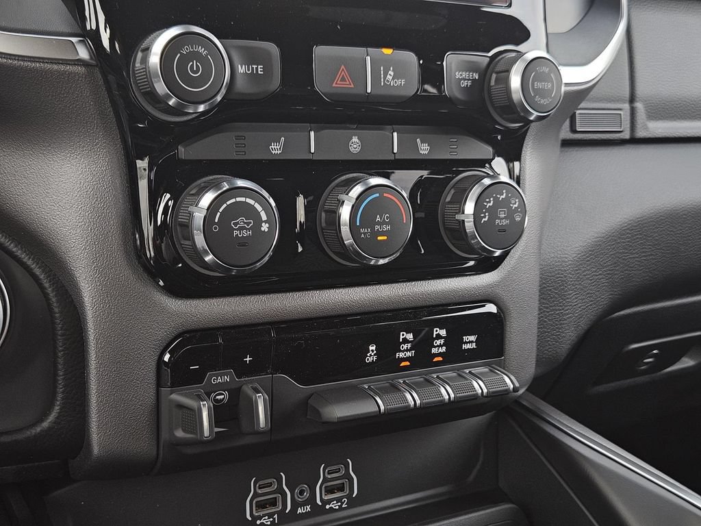 New 2026 RAM 1500 Lone Star w/ Night Edition AWD/4WD image 27