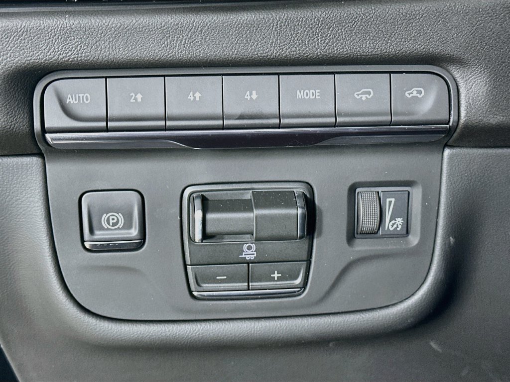 New 2026 Cadillac Escalade Sport w/ Touring Package AWD/4WD image 10