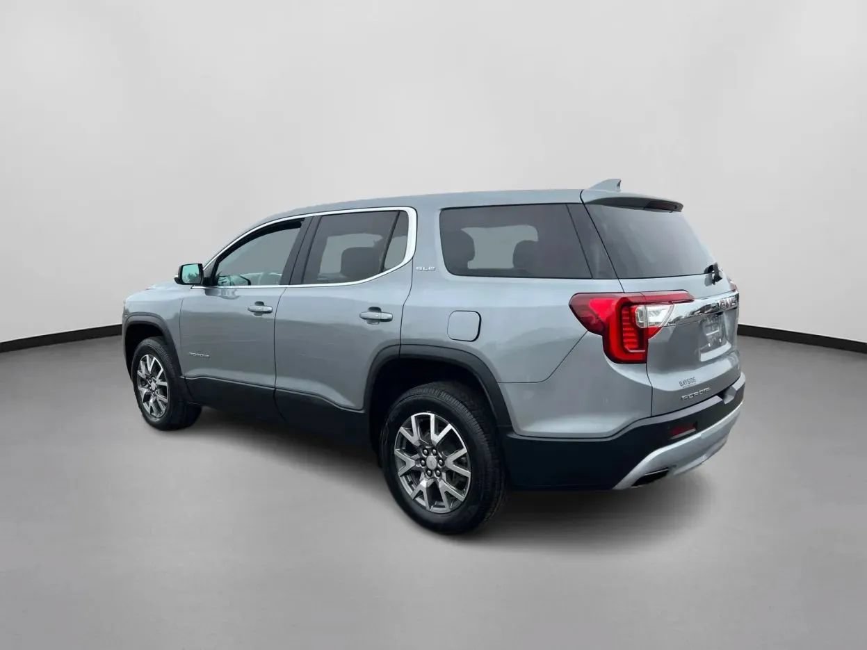 Used 2023 GMC Acadia SLE FWD image 8