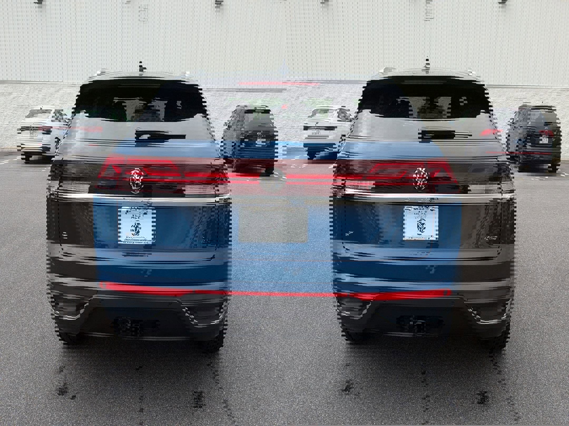 New 2025 Volkswagen Atlas Cross Sport SE image 4