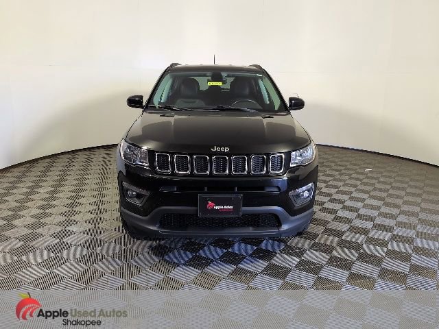 Used 2017 Jeep Compass Latitude w/ Popular Equipment Group AWD/4WD image 2