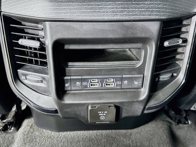 Used 2024 RAM 1500 Limited AWD/4WD image 32