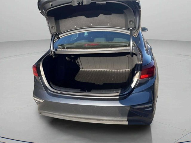 Used 2020 Kia Forte Sedan image 6