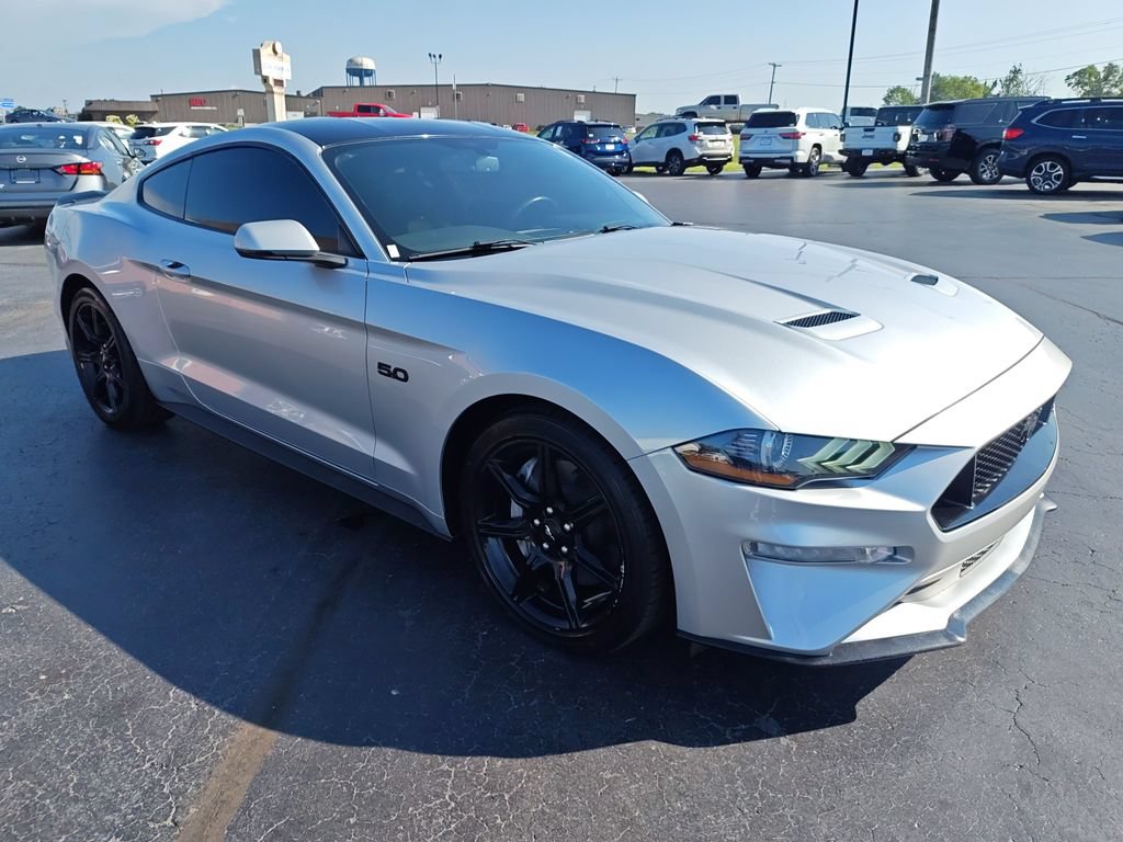Used 2019 Ford Mustang GT Premium w/ Black Accent Package RWD image 7
