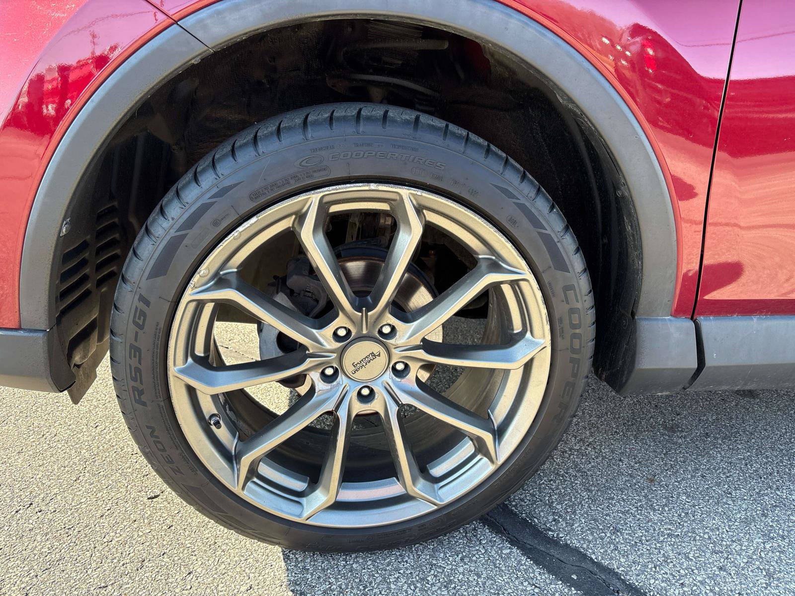 Used 2018 Toyota RAV4 LE image 10