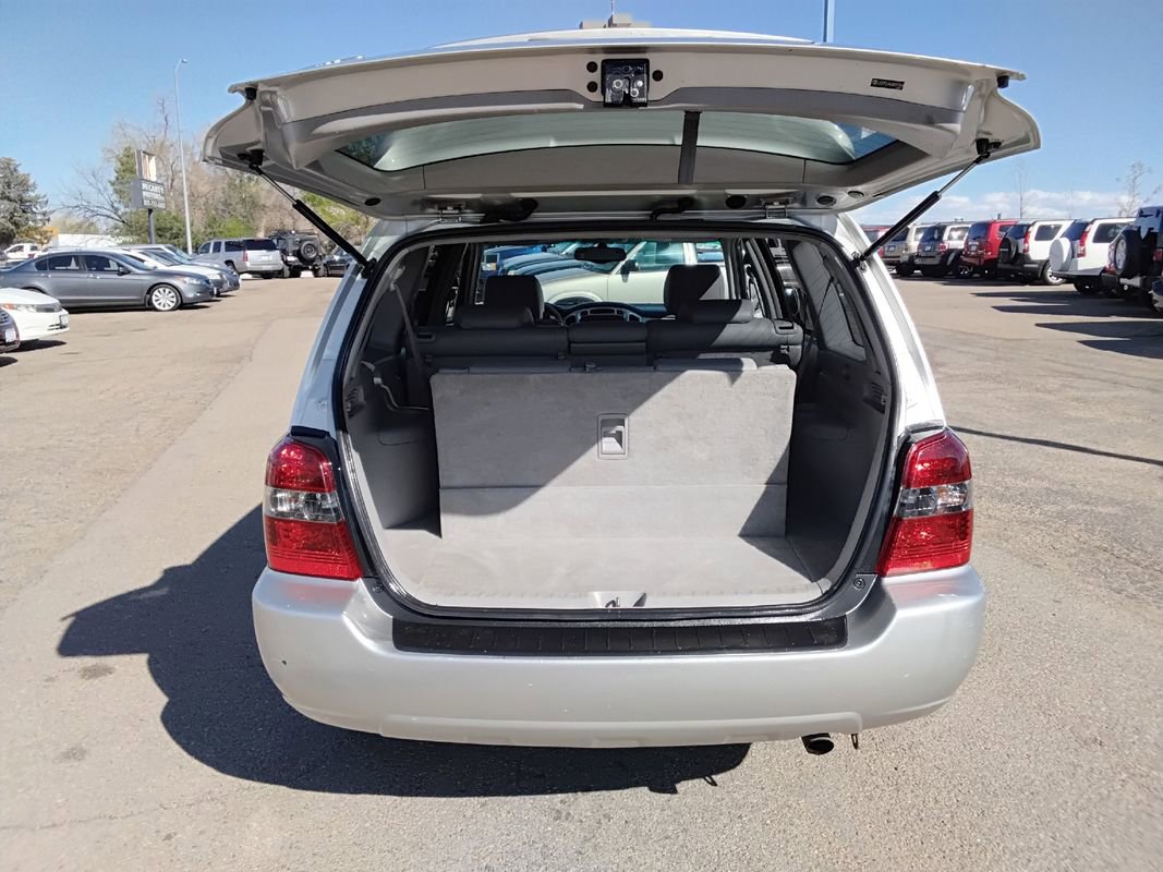 Used 2004 Toyota Highlander Limited image 21