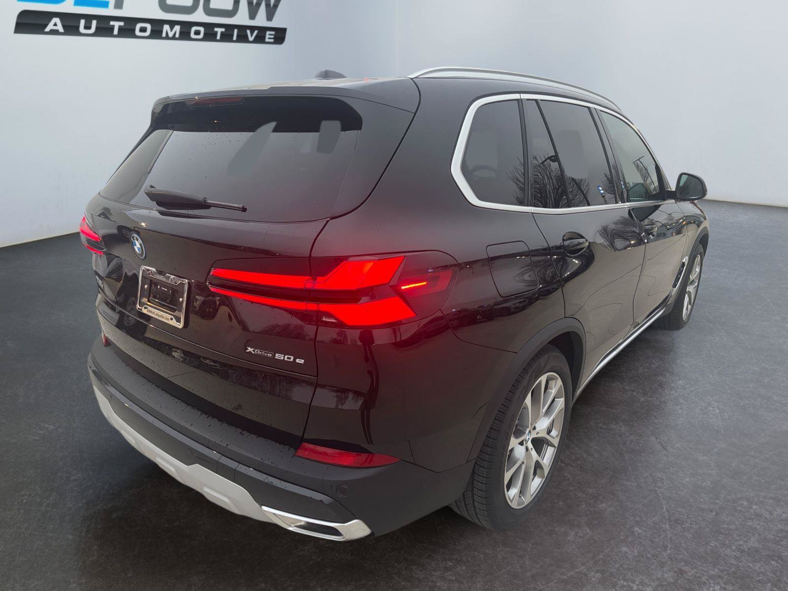 New 2026 BMW X5 xDrive50e w/ Climate Comfort Package AWD/4WD image 13