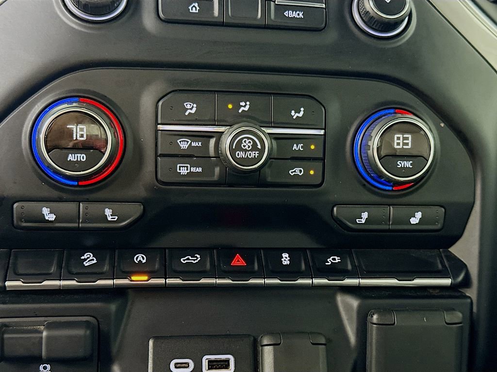 Used 2019 Chevrolet Silverado 1500 RST image 25