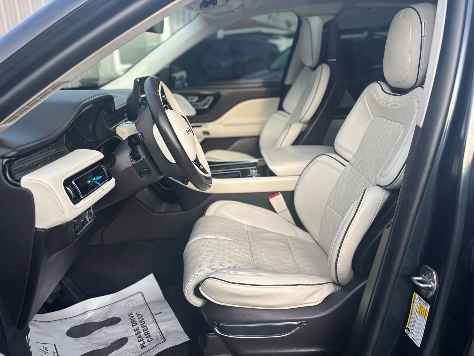 Used 2020 Lincoln Aviator Black Label image 9