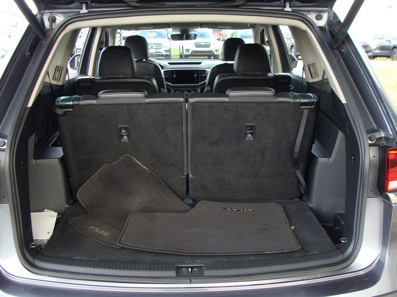 Used 2022 Volkswagen Atlas SEL image 40