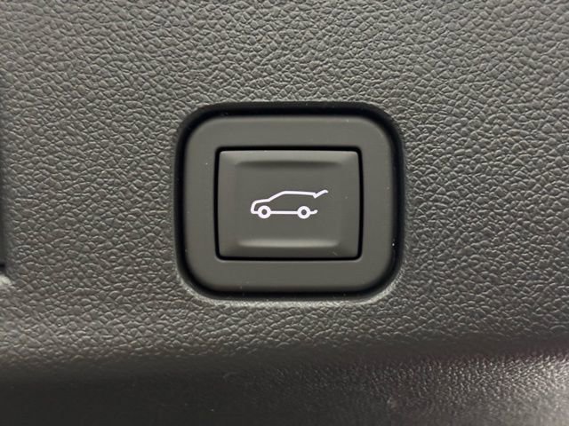 New 2026 GMC Acadia Elevation image 11