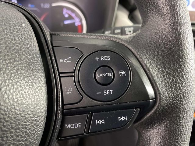 Used 2024 Toyota RAV4 XLE image 16