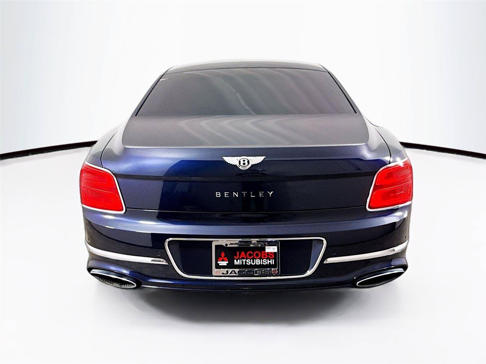 Used 2022 Bentley Flying Spur W12 AWD/4WD image 27