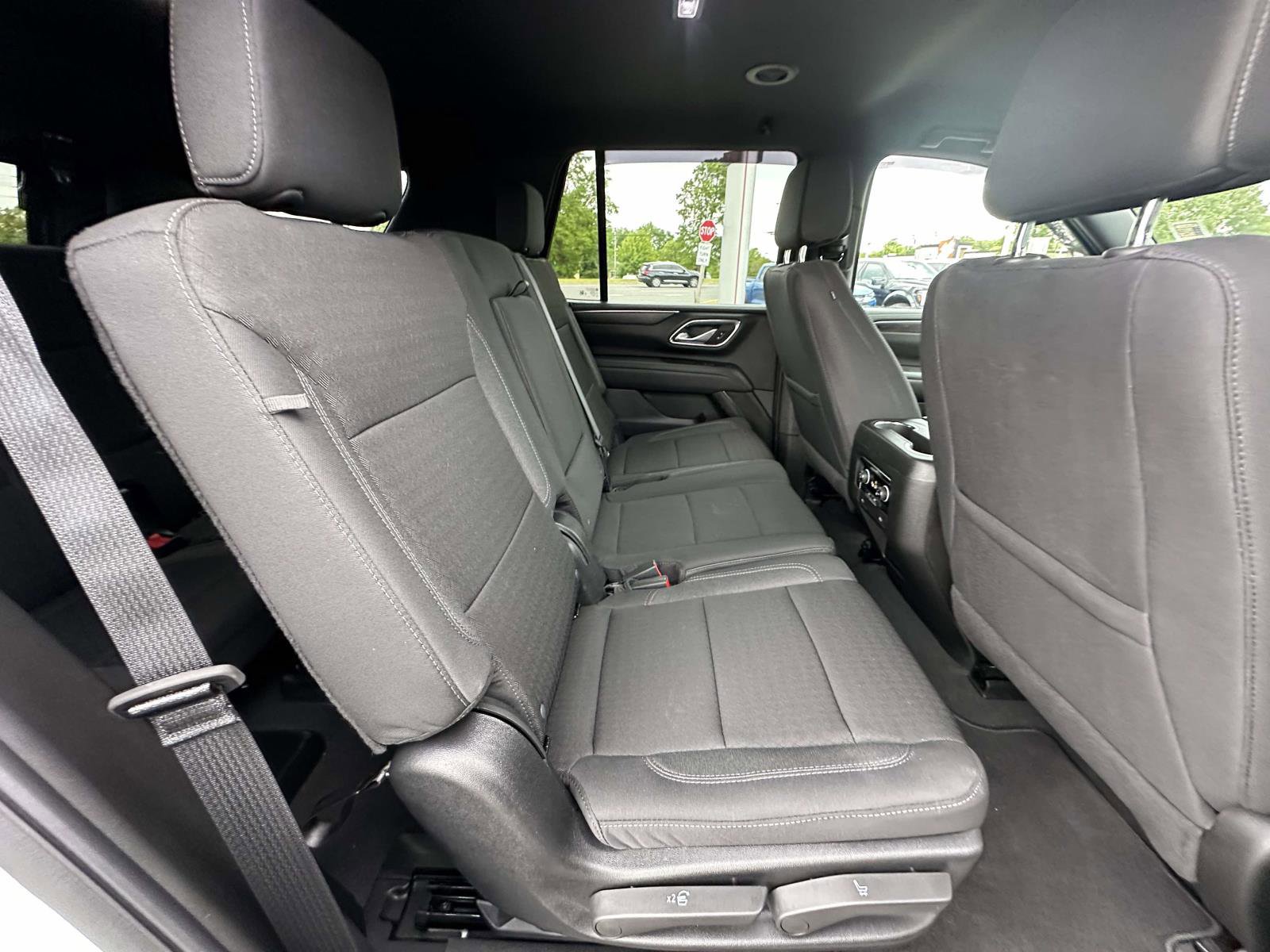 Used 2024 Chevrolet Tahoe LS AWD/4WD image 23