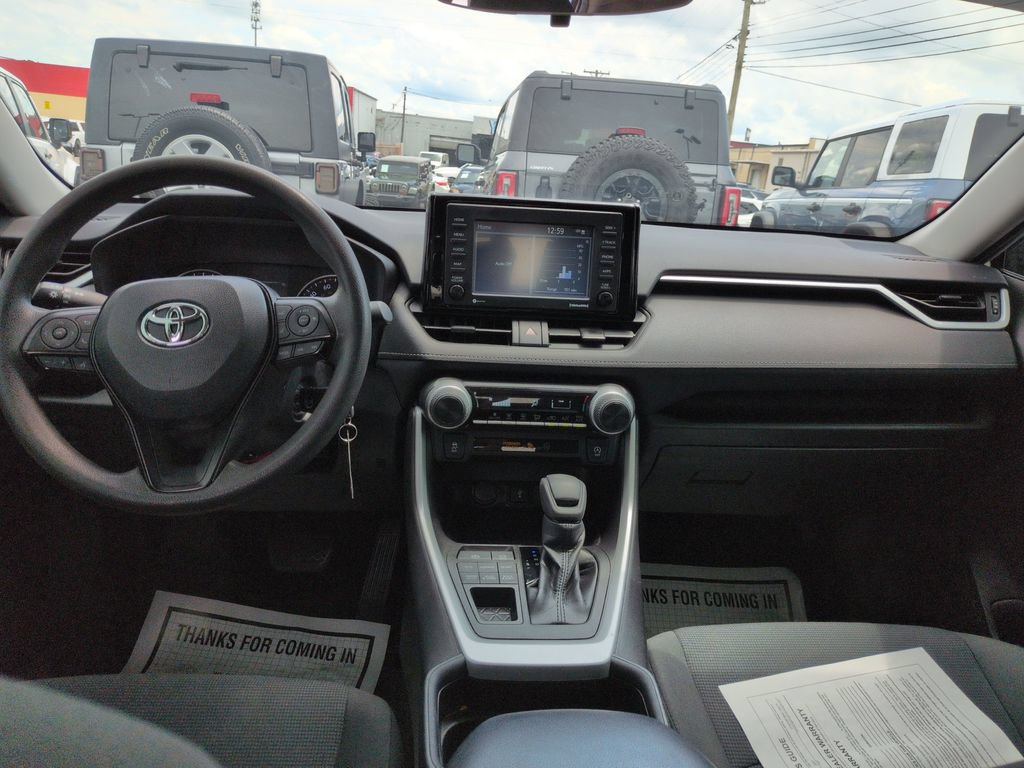 Certified 2021 Toyota RAV4 LE AWD/4WD image 12