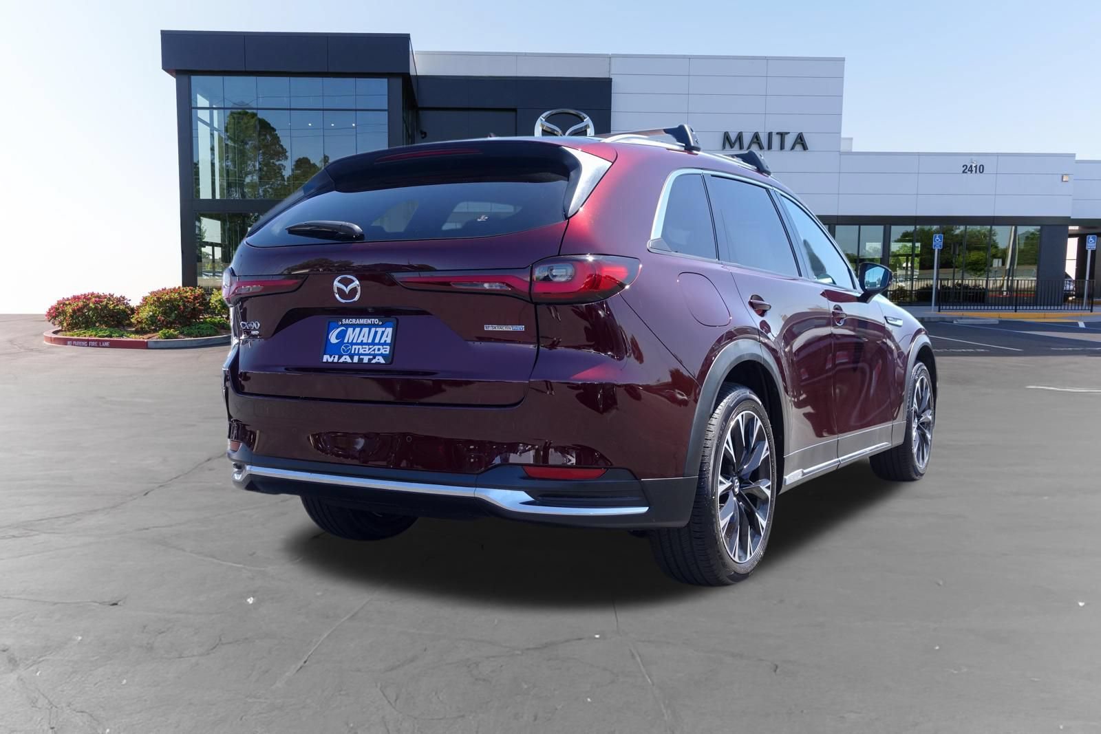 Certified 2024 MAZDA CX-90 Plug-In Hybrid w/ Premium Plus AWD/4WD image 4