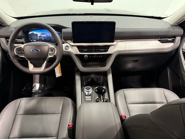 Used 2026 Ford Explorer Active w/ Active Comfort Package RWD image 30