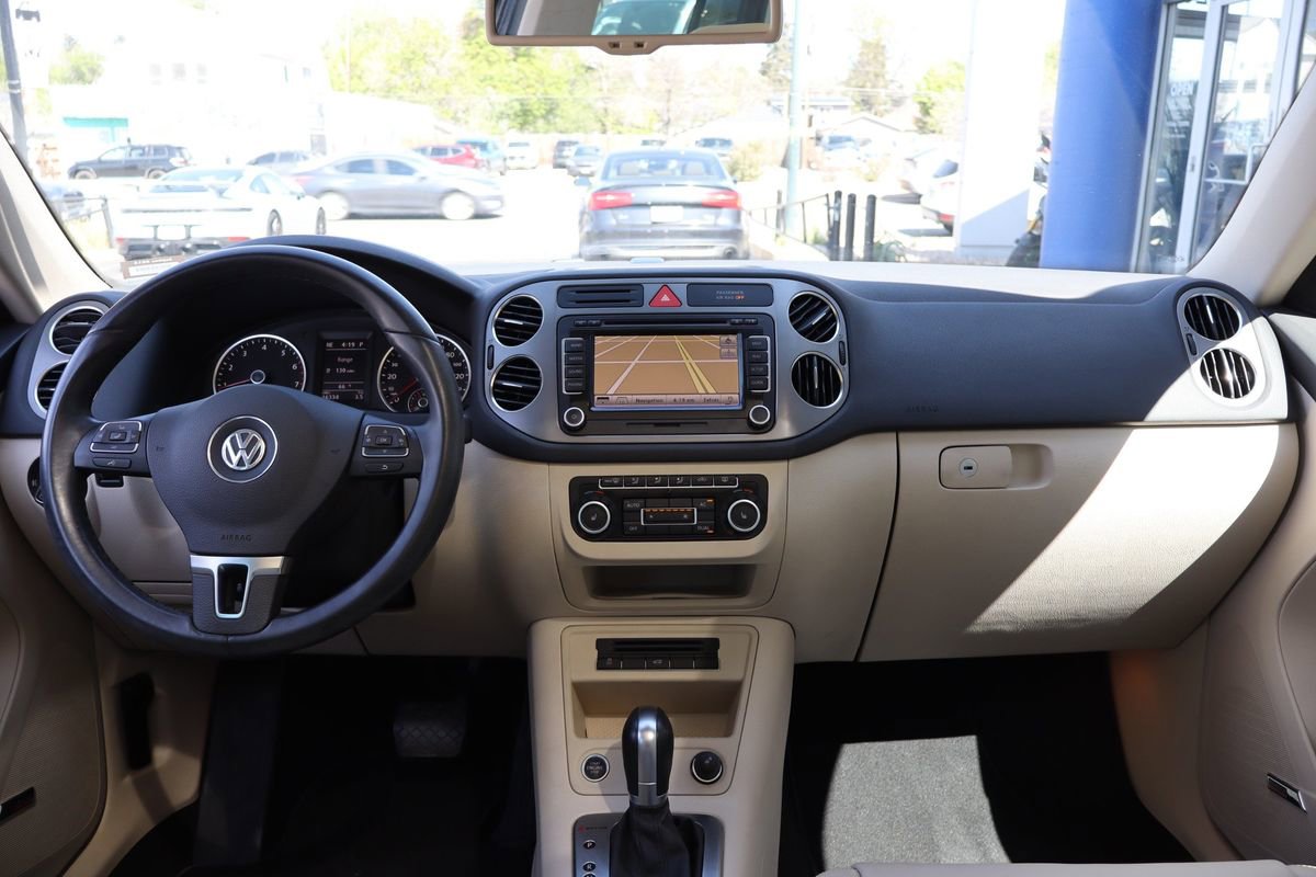 Used 2011 Volkswagen Tiguan S AWD/4WD image 9