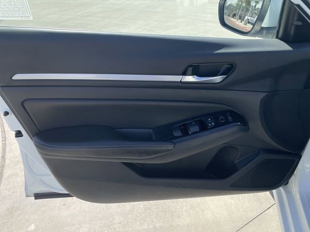 Used 2023 Nissan Altima 2.5 SV FWD image 20