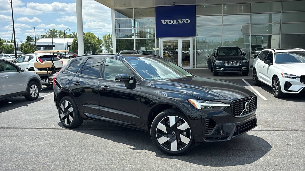 Certified 2025 Volvo XC60 T8 Plus w/ Protection Package Premier AWD/4WD image 2