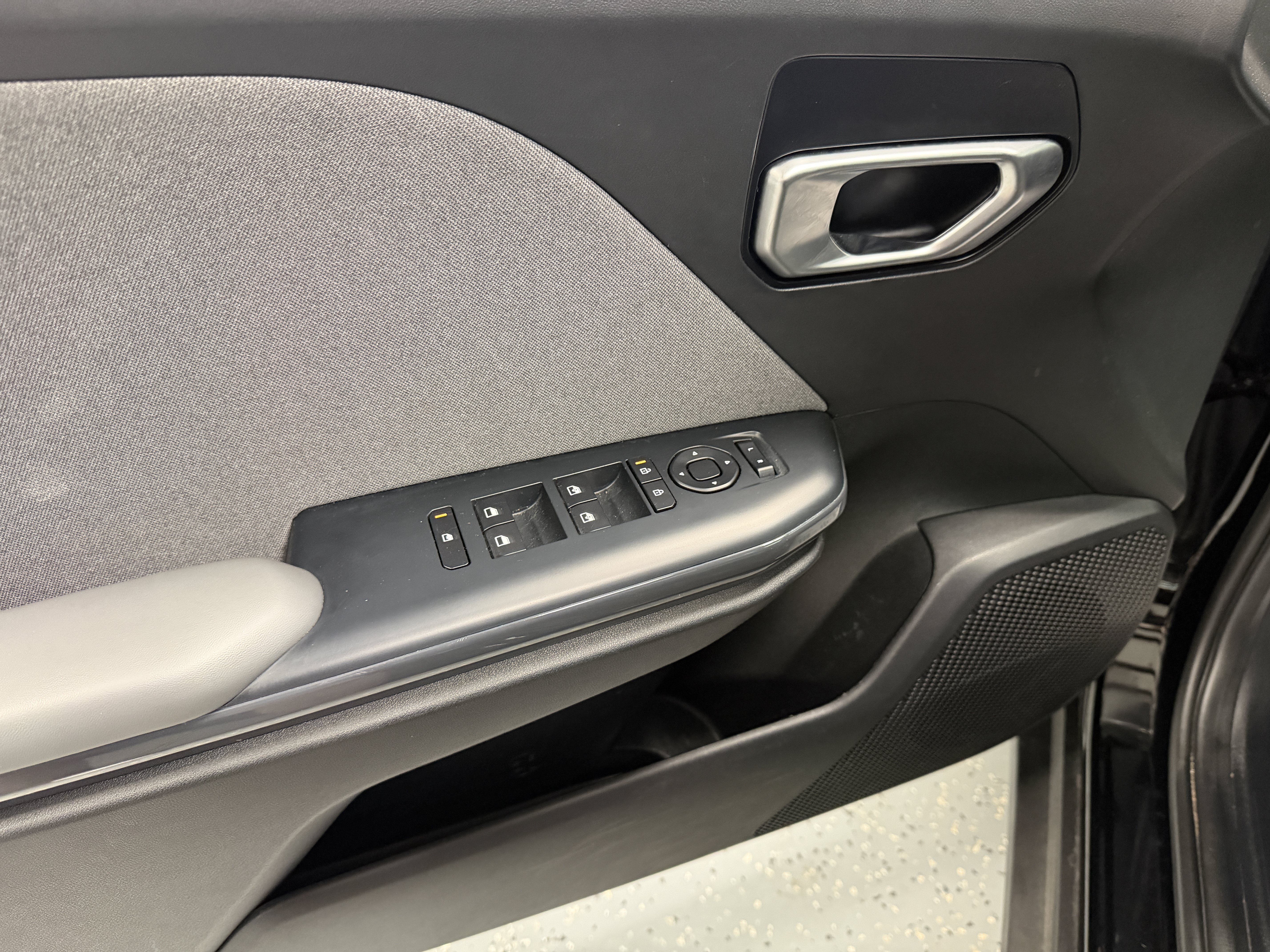 Used 2025 Kia K4 EX FWD image 19