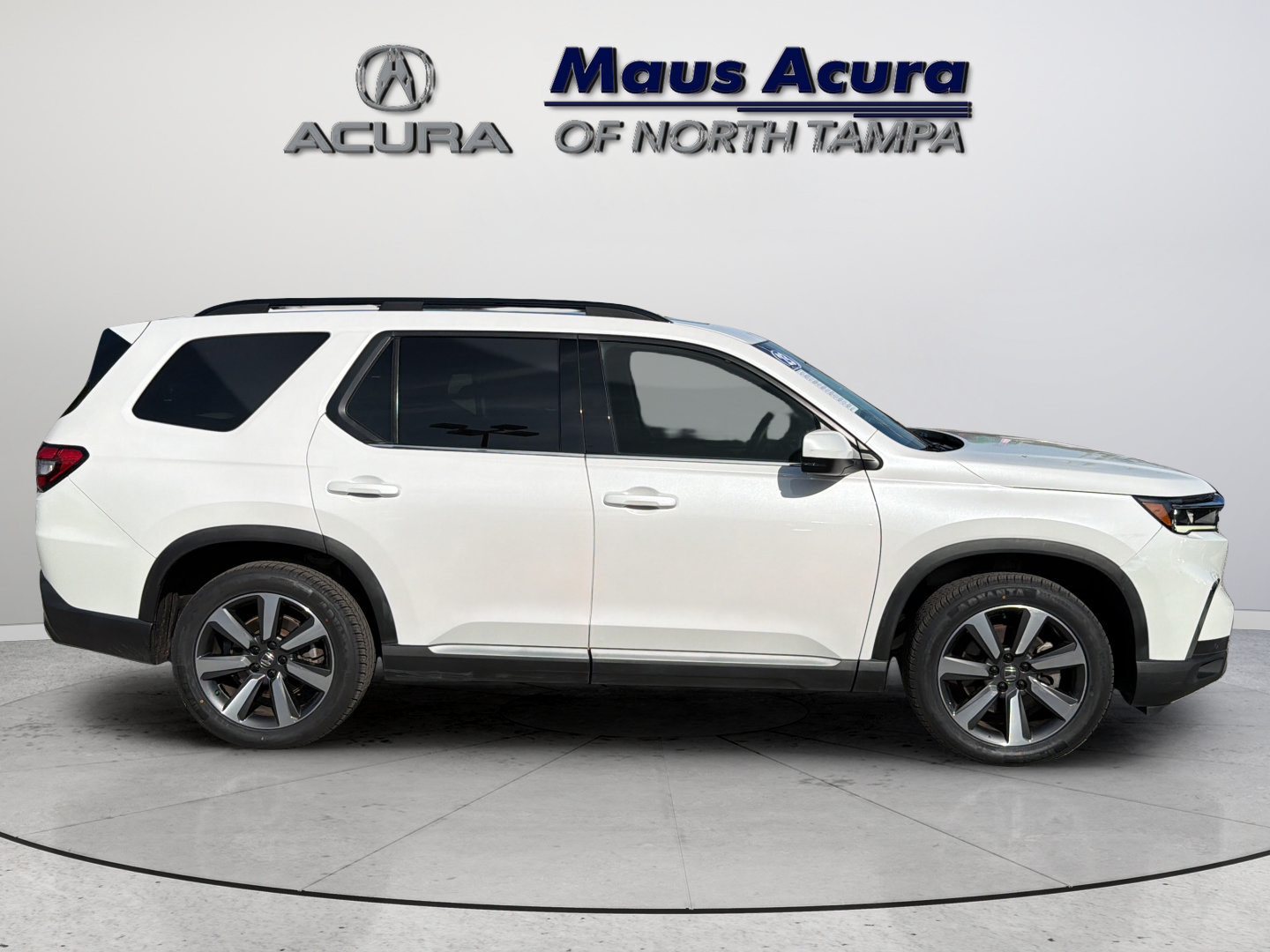 Used 2023 Honda Pilot Touring image 14