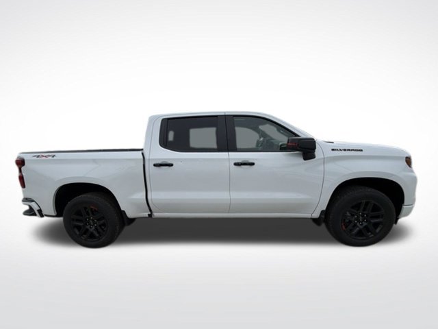 New 2026 Chevrolet Silverado 1500 RST w/ Redline Edition AWD/4WD image 32