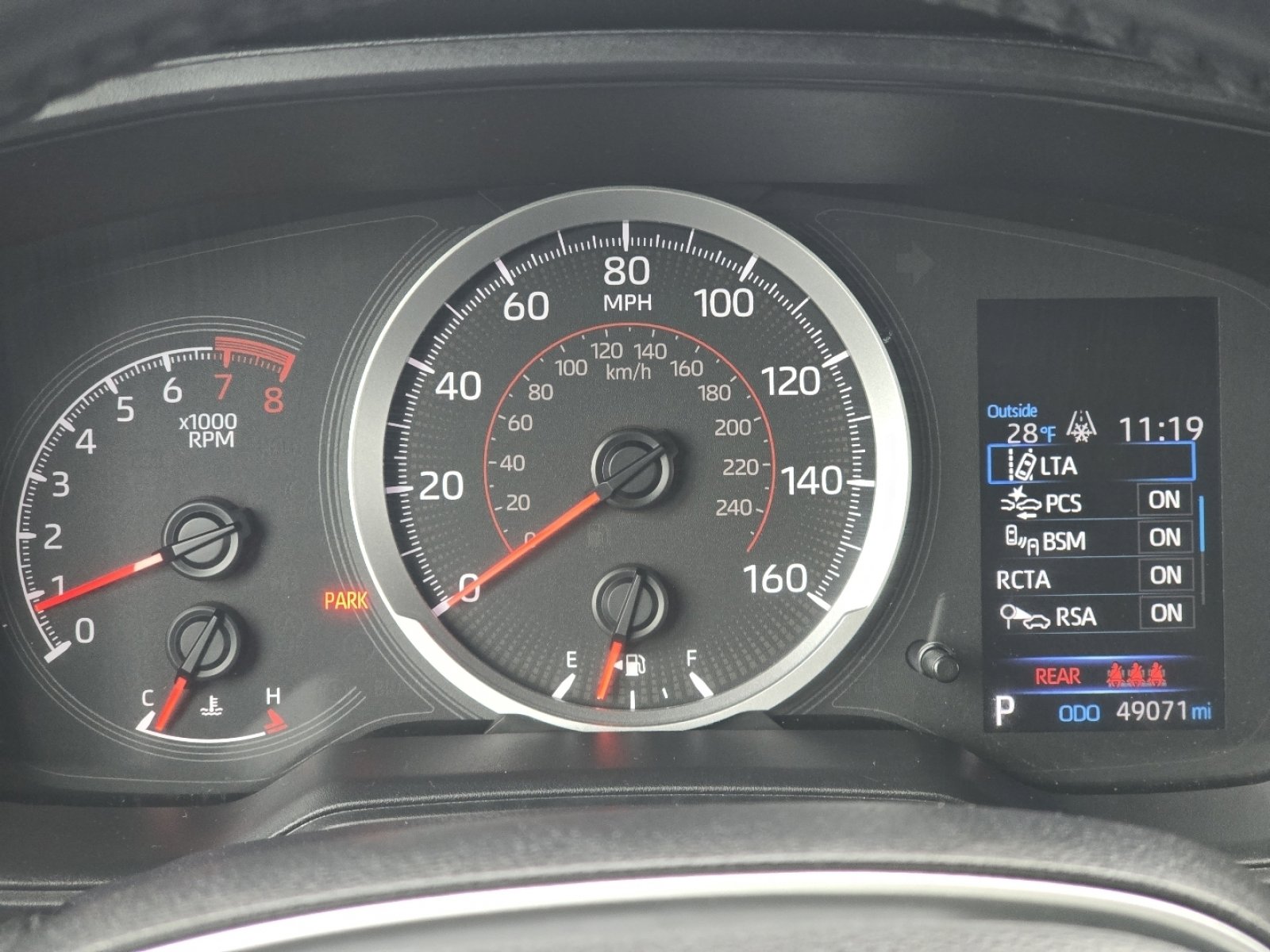 Used 2022 Toyota Corolla Cross LE image 28