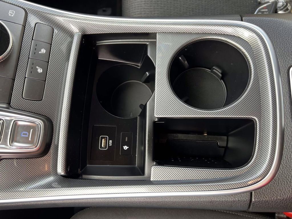 Used 2023 Hyundai Santa Fe SEL image 20